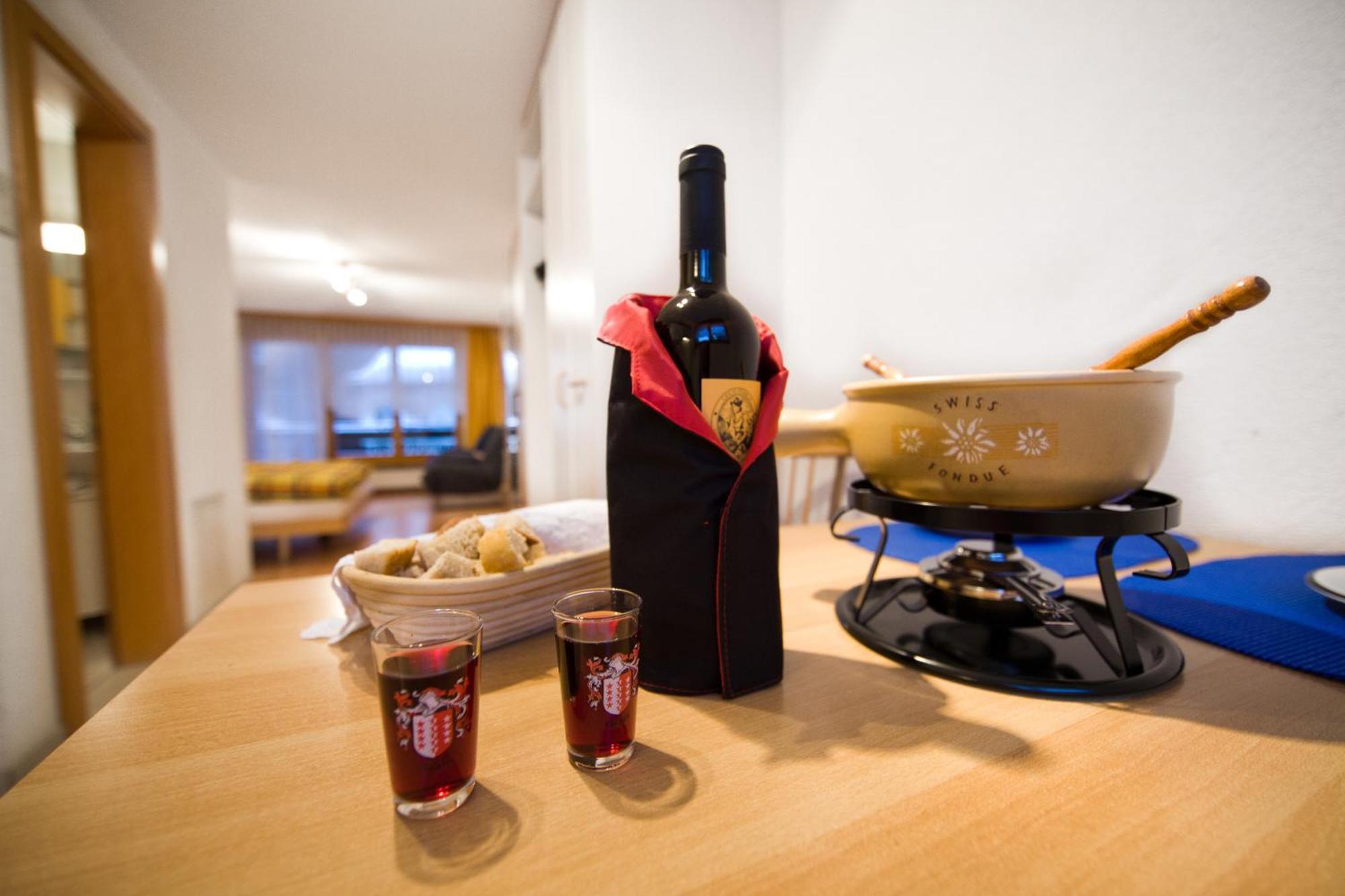 Haus Perelia C Apartment Zermatt Ngoại thất bức ảnh