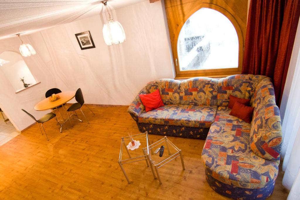 Haus Perelia C Apartment Zermatt Phòng bức ảnh